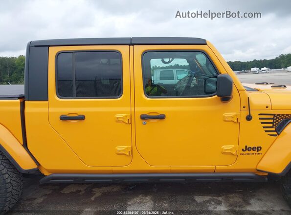 1C6HJTAG6ML543524 2021 JEEP GLADIATOR Yellow Widok wnętrza z tyłu