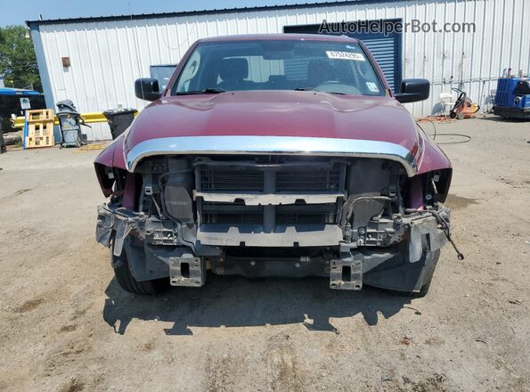 1C6RR6FG0JS340198 2018 RAM 1500 Burgundy Front view