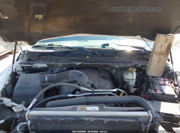 1C6RR6FT0HS500605 2017 DODGE RAM Белый Вид сзади