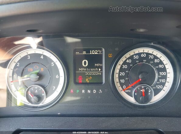 1C6RR6FT0HS500605 2017 DODGE RAM Белый Вид задних сидений