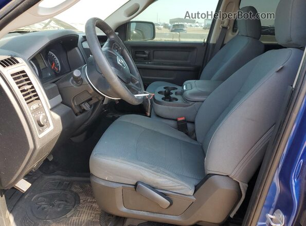 1C6RR7FG7JS235759 2018 RAM 1500 Blue Widok wnętrza z przodu