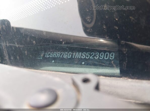 1C6RR7GG1MS523909 2021 RAM 1500 CLASSIC Gray 