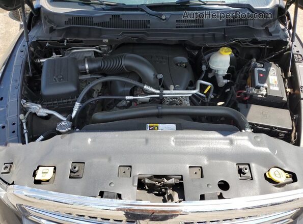1C6RR7JT3JS106261 2018 RAM 1500 Серый Вид задней части салона