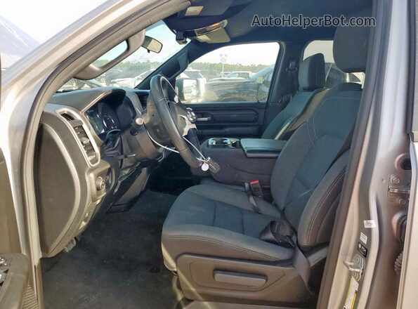 1C6SRECG8RN152152 2024 RAM 1500 Silver Vista interior delantera
