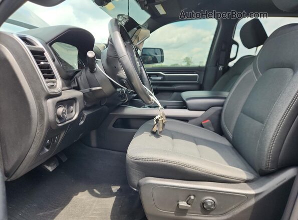 1C6SRFFT0MN646142 2021 RAM 1500 Черный Вид салона спереди