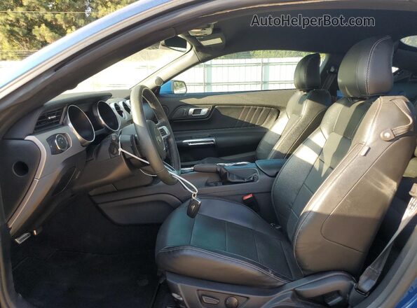 1FA6P8CF3N5121643 2022 FORD MUSTANG Blue Вид салону спереду