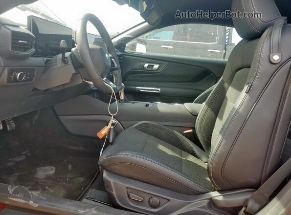 1FA6P8TH2S5116267 2025 FORD MUSTANG Maroon Front interior view