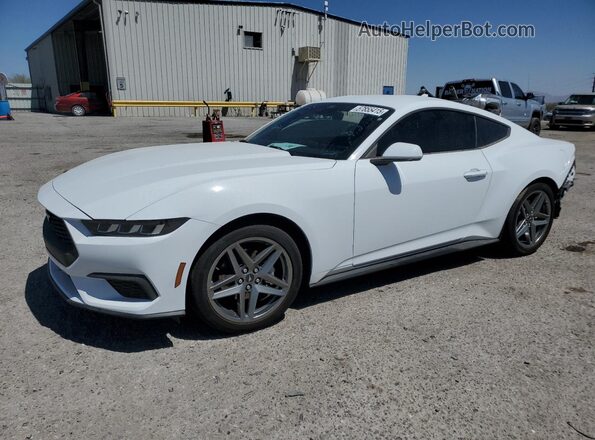1FA6P8TH4S5103665 2025 FORD MUSTANG White წინა მარცხენა ხედი სამი მეოთხედიდან
