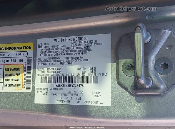 1FA6P8TH8H5226426 2017 FORD MUSTANG Серебряный Вид подкапотного пространства