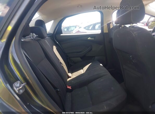 1FADP3F21JL219904 2018 FORD FOCUS Gray VIN կոդի պիտակի տեսք