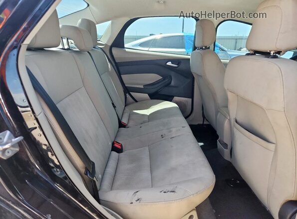 1FADP3F26JL315382 2018 FORD FOCUS Black Vista de los asientos traseros
