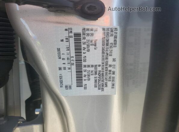 1FADP3F28JL235338 2018 FORD FOCUS Silver Engine compartment view