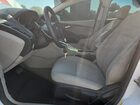 2018 Ford Focus Se White vin: 1FADP3F28JL303542