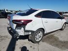 2018 Ford Focus Se White vin: 1FADP3F28JL303542