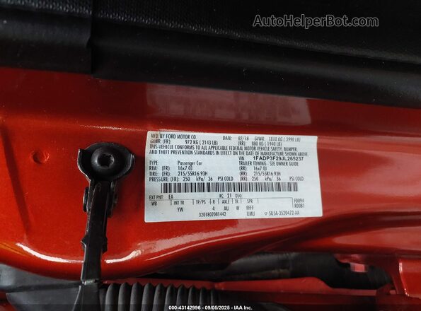 1FADP3F29JL265237 2018 FORD FOCUS Maroon Engine compartment view