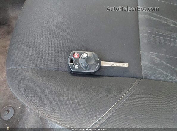 1FADP3F29JL265237 2018 FORD FOCUS Maroon Dashboard view