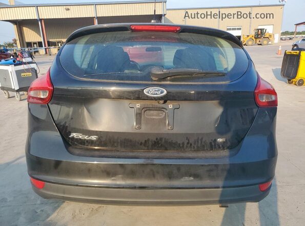 1FADP3K20JL261082 2018 FORD FOCUS Black Rear view