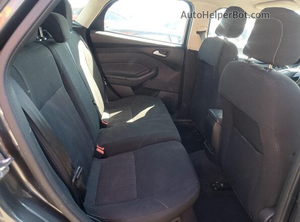 1FADP3K2XJL267939 2018 FORD FOCUS Charcoal Rear seats view