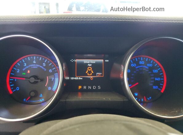 1FATP8UH3J5136012 2018 FORD MUSTANG Silver ხელსაწყოთა პანელის ხედი