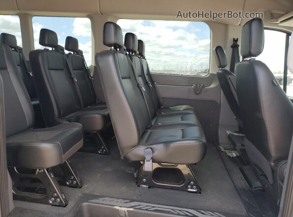 1FBAX2C83SKA03483 2025 FORD TRANSIT Silver Widok wnętrza z tyłu