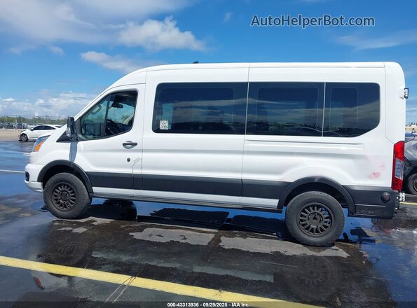 1FBAX2C86LKA43378 2020 FORD PASSENGER White 