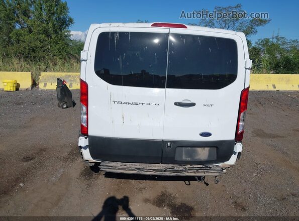 1FBAX2Y82NKA43955 2022 FORD PASSENGER White 