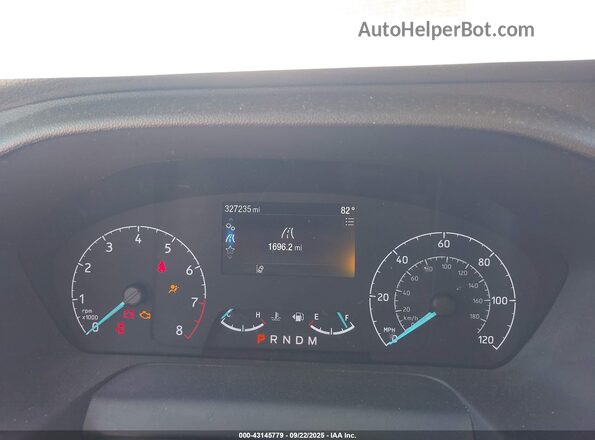 1FBAX2Y84NKA04459 2022 FORD PASSENGER Белый Вид задних сидений