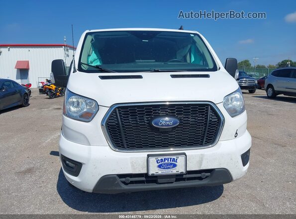1FBAX2Y84NKA04459 2022 FORD PASSENGER Белый Вид щитка приборов