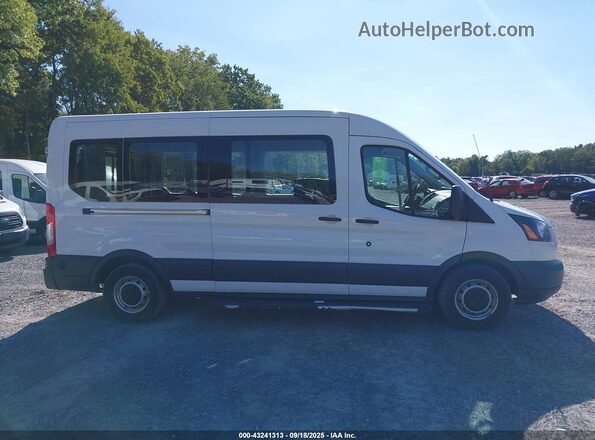 1FDZX2CM1JKB56580 2018 FORD TRANSIT White Rear interior view
