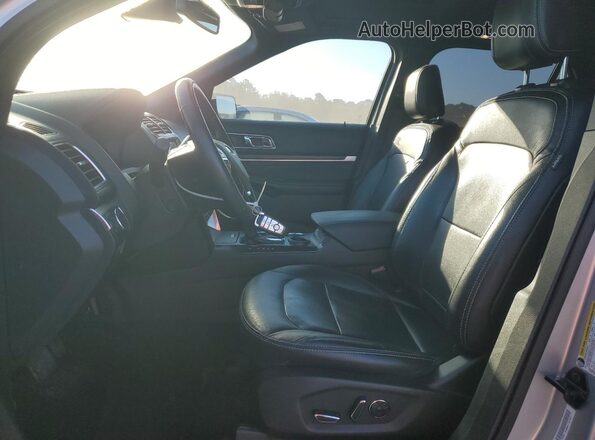 1FM5K7F80JGC51644 2018 FORD FORD EXPLORER Серебряный Вид салона спереди