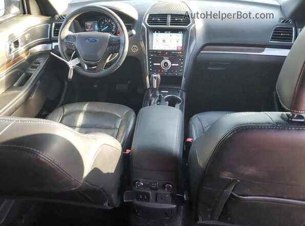 1FM5K7F80JGC51644 2018 FORD FORD EXPLORER Серебряный Вид панели приборов