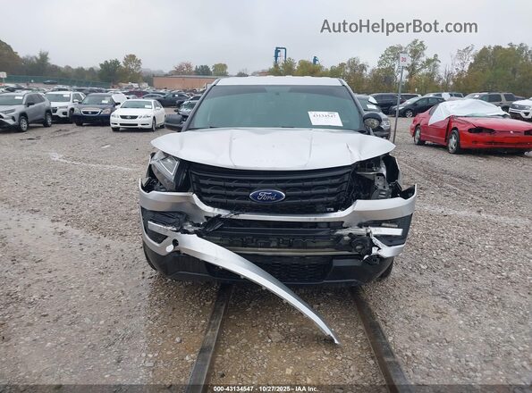 1FM5K8AR0HGD92410 2017 FORD POLICE INTERCEPTOR Silver Widok zestawu wskaźników