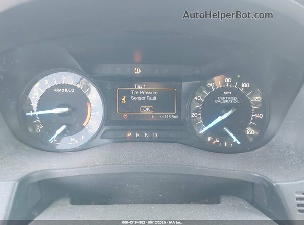 1FM5K8AT1HGD92363 2017 FORD EXPLORER Черный Вид задних сидений