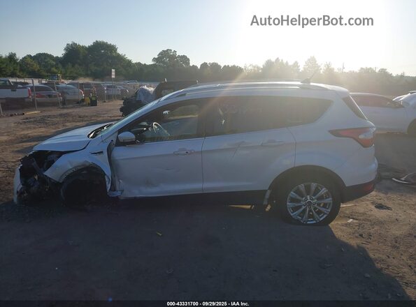 1FMCU9J97JUB86404 2018 FORD ESCAPE Белый 