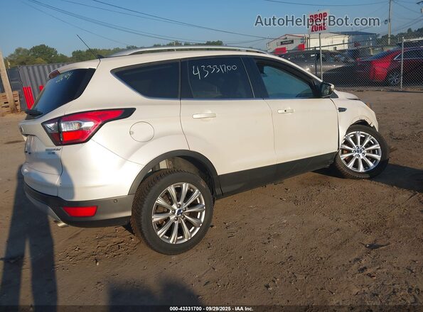 1FMCU9J97JUB86404 2018 FORD ESCAPE Белый Задняя правая четверть