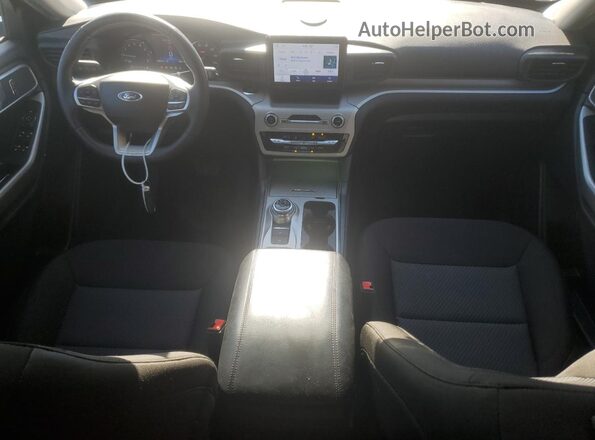 1FMSK7DH0RGA79360 2024 FORD FORD EXPLORER Red Widok deski rozdzielczej