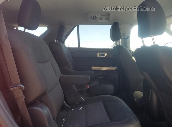 1FMSK7DH0RGA79360 2024 FORD FORD EXPLORER Red Widok wnętrza z tyłu
