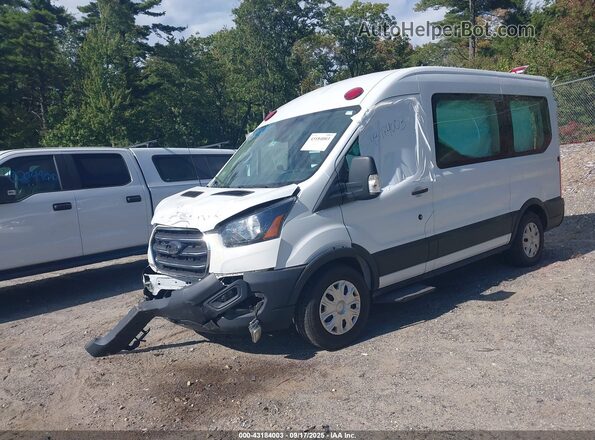 1FMZK1C85LKB25170 2020 FORD PASSENGER White Przód lewy