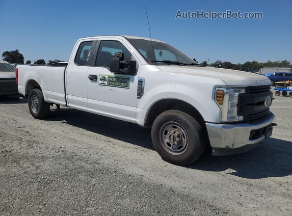 1FT7X2A61JEB30110 2018 FORD F250 Белый Передняя правая четверть