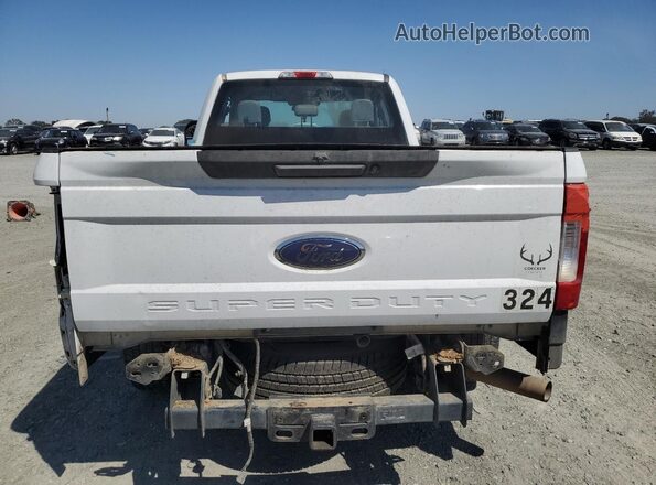 1FT7X2A61JEB30110 2018 FORD F250 Белый Вид сзади