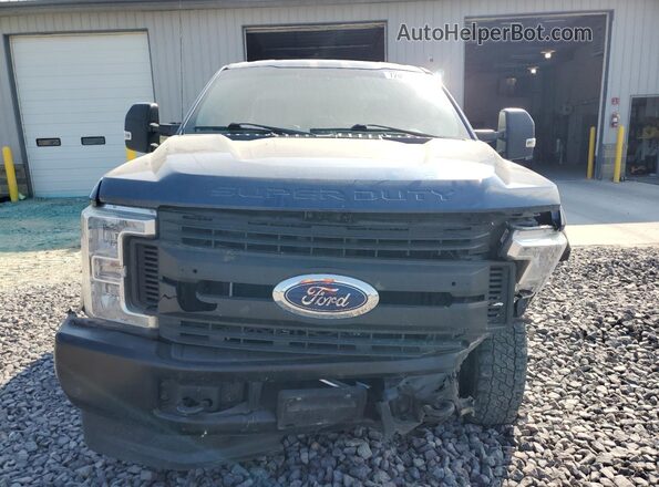 1FT7X2B65JEC65475 2018 FORD F250 Синий Вид спереди