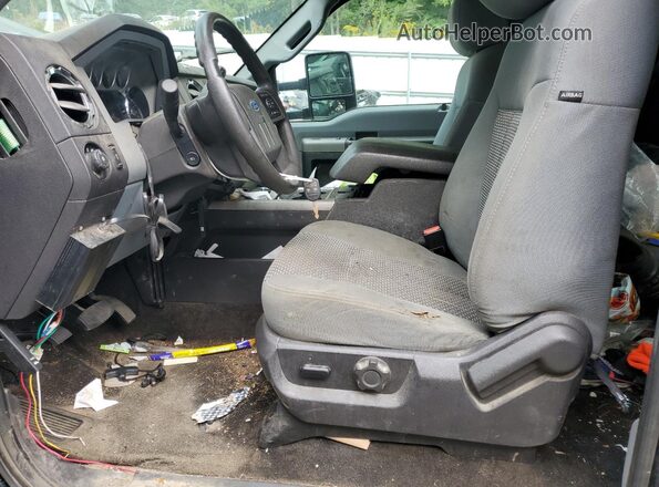 1FT7X3B60GEB46814 2016 FORD F350 Green Front interior view