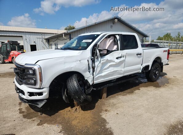 1FT8W2BA4REF00228 2024 FORD F250 White Առջևի ձախ երեք քառորդ տեսարան