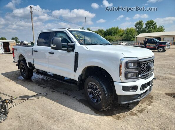 1FT8W2BA4REF00228 2024 FORD F250 White Առջևի աջ