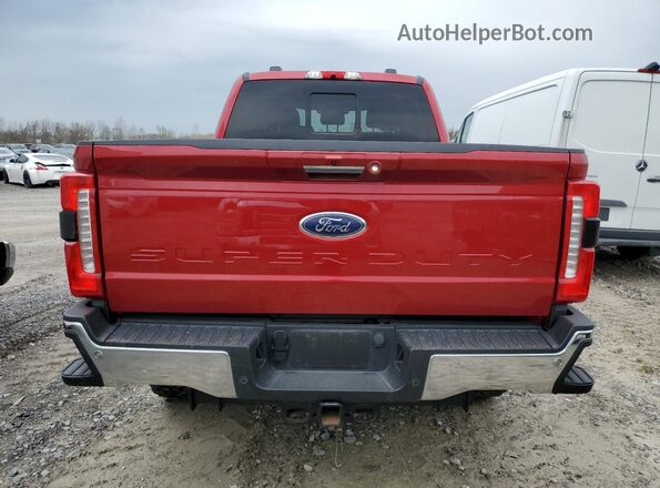 1FT8W2BM4PEE11055 2023 FORD F250 Красный Вид сзади