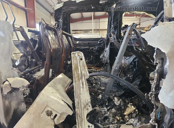 1FT8W2BM7REF35906 2024 FORD F250 Черный Вид задних сидений