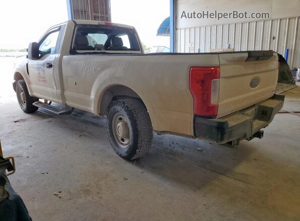 1FTBF2A69JEC25849 2018 FORD F250 White Trasero izquierdo