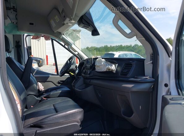 1FTBW9CG3PKB90296 2023 FORD TRANSIT-350 Белый Вид салона спереди