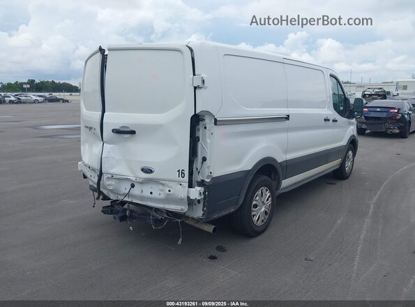 1FTYE1Y86RKA38466 2024 FORD TRANSIT-150 Белый Задняя правая четверть