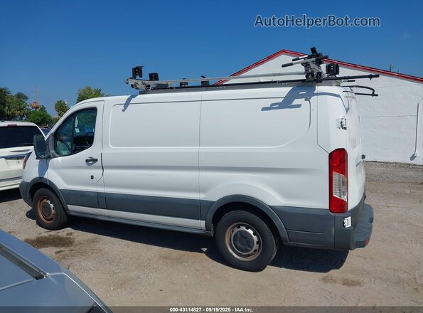 1FTYE1YM5JKA41263 2018 FORD TRANSIT-150 White Widok wnętrza 360 stopni
